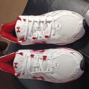 Under Armour Chase 10.5 Runners